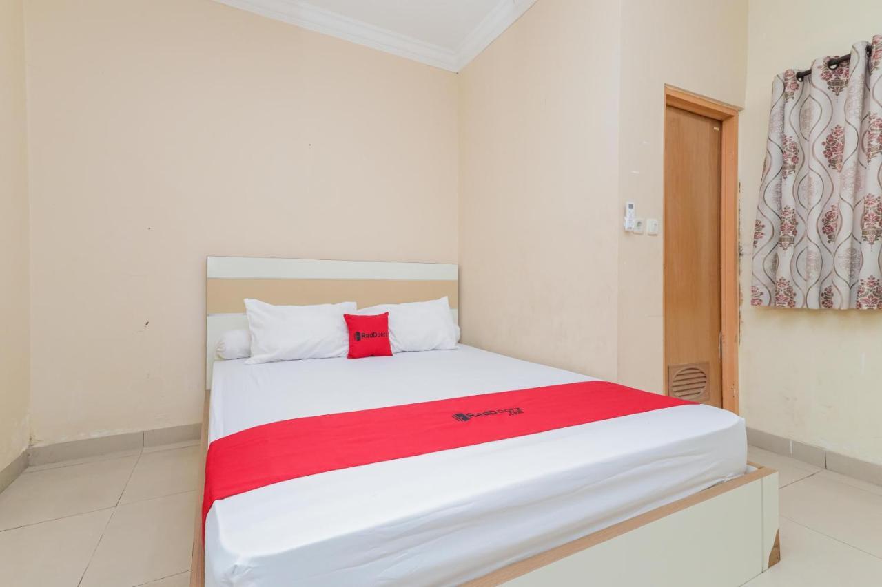 Reddoorz Syariah Near Stasiun Karet Hotel Jakarta Exterior foto